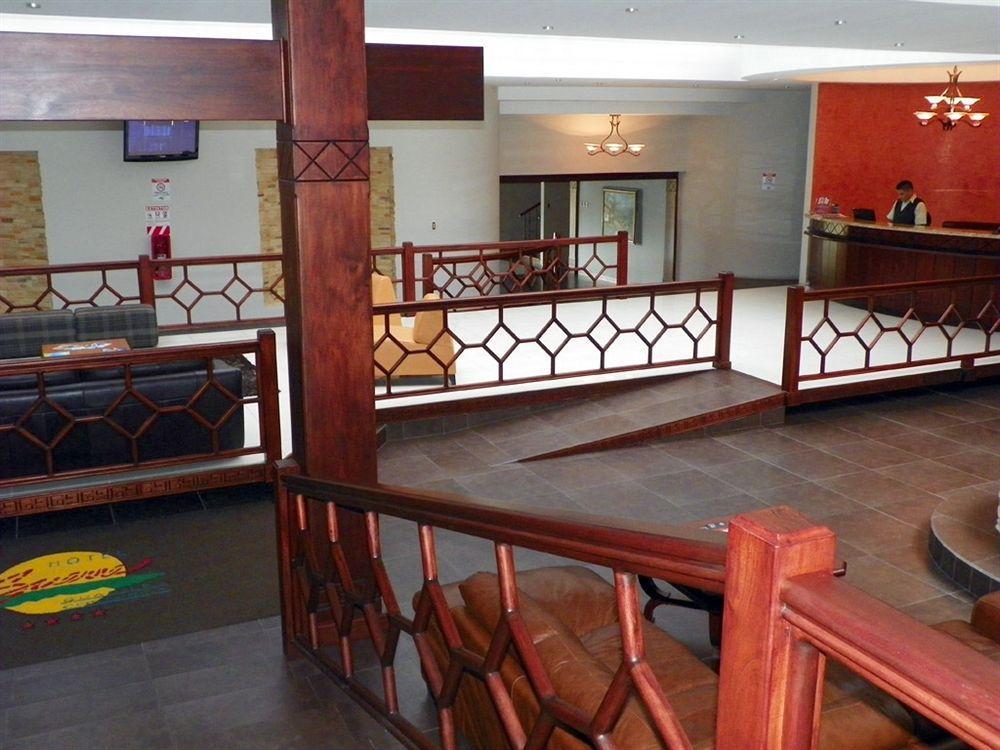 Hotel Suerre Guápiles Zewnętrze zdjęcie